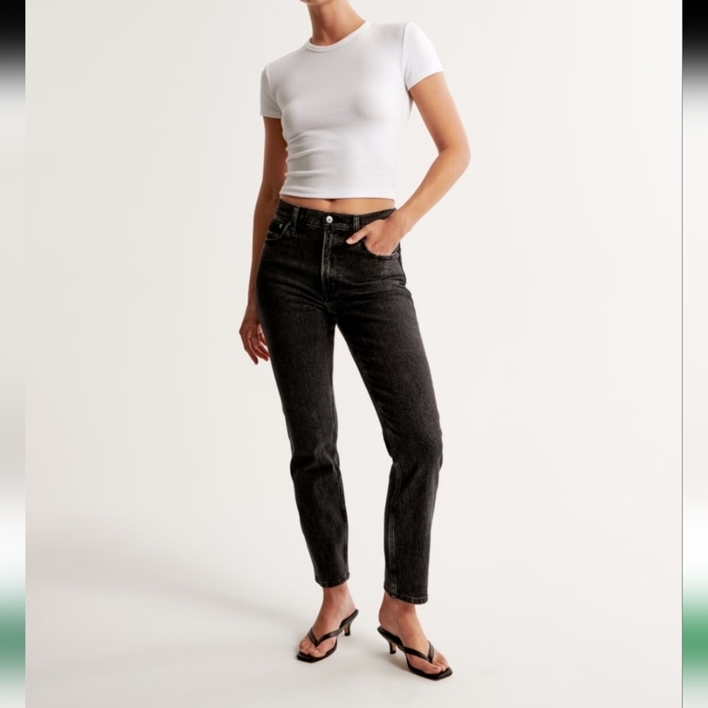 Abercrombie & Fitch The Mom High Rise Jean Pants